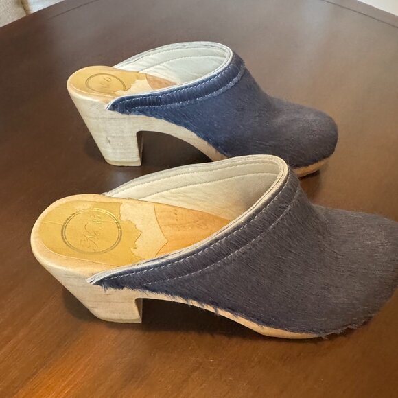 No.6 Old School Clog on High Heel in Light Blue Pony Hair - Picture 3 of 5